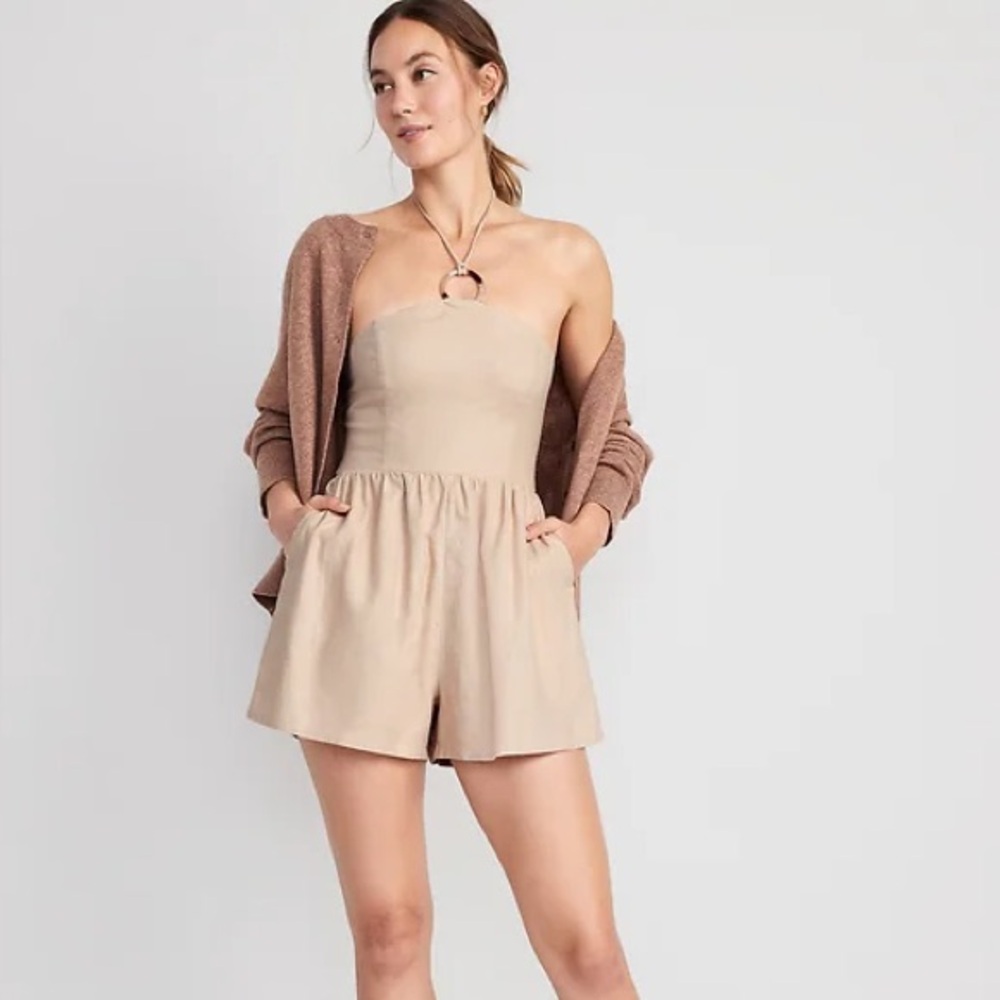 Old Navy Nude Linen-Blend O-Ring Halter Romper size large